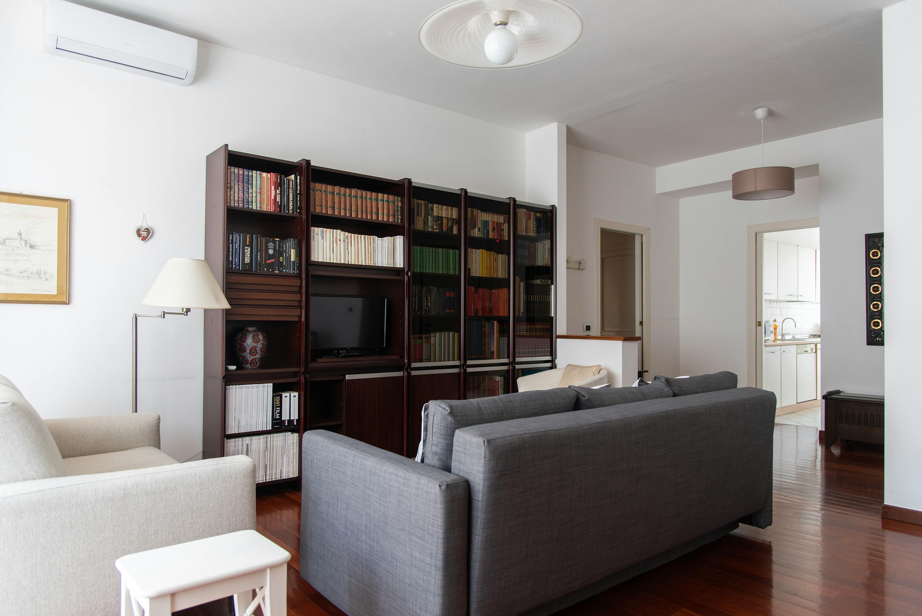 1-Bedroom Apartment in Via Malachia Marchesi de' Taddei, Milan (1319987) ROOM