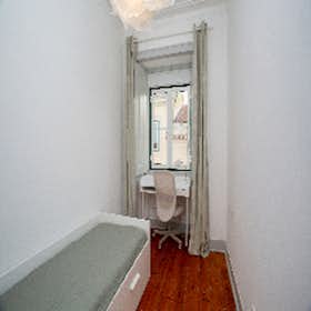 Private room for rent for €350 per month in Lisbon, Rua do Carrião