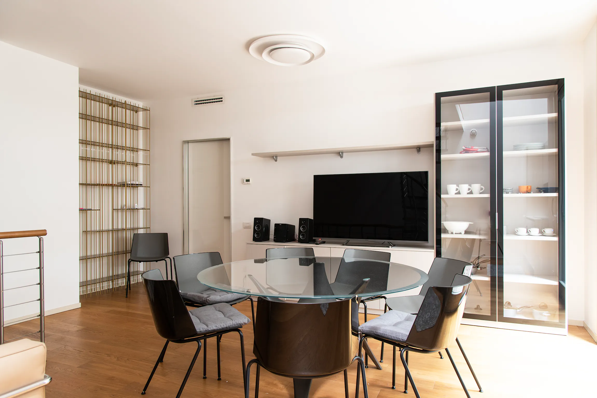 2-Bedroom Apartment in Viale Monte Grappa, Milan (1322597) ROOM 4