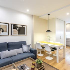 Apartment for rent for €1,590 per month in Barcelona, Passeig de Joan de Borbó