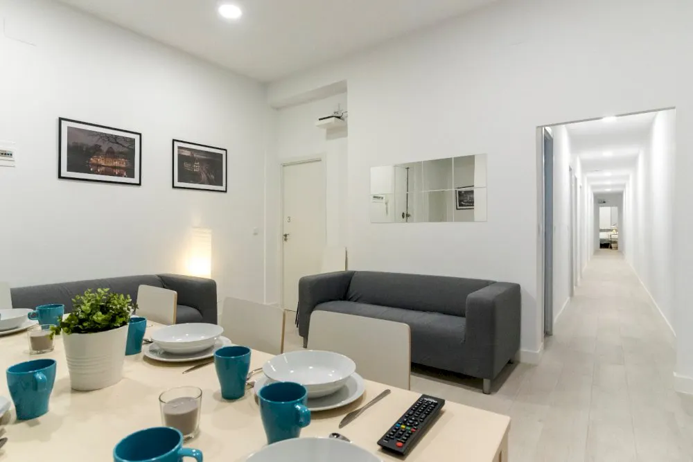 Private room in Calle de Fuencarral, Madrid (1334152) ROOM 4