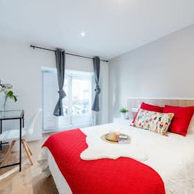 Private room for rent for €580 per month in Madrid, Calle de la Colegiata