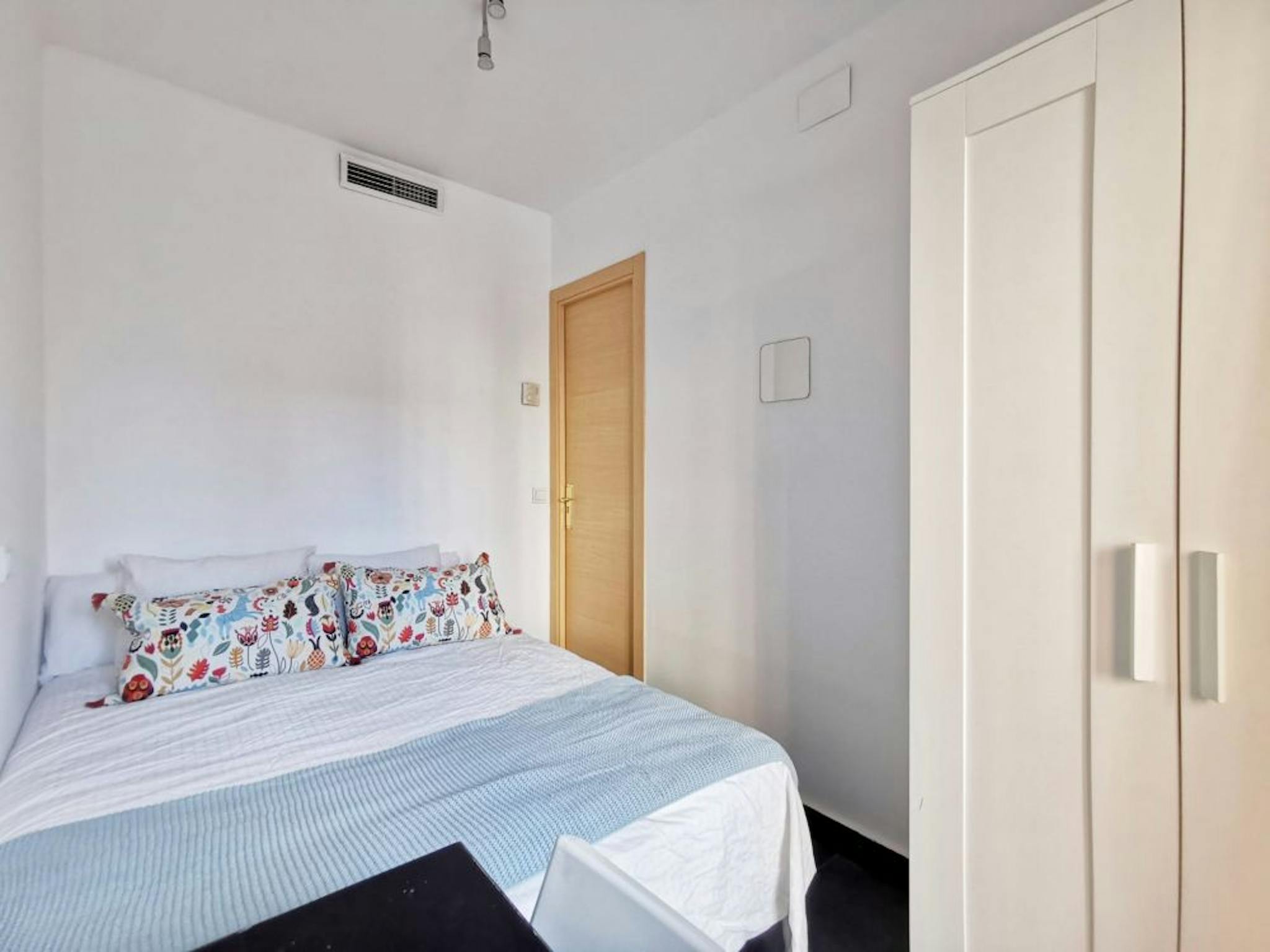 Plaza de Santa Cruz, Madrid preview