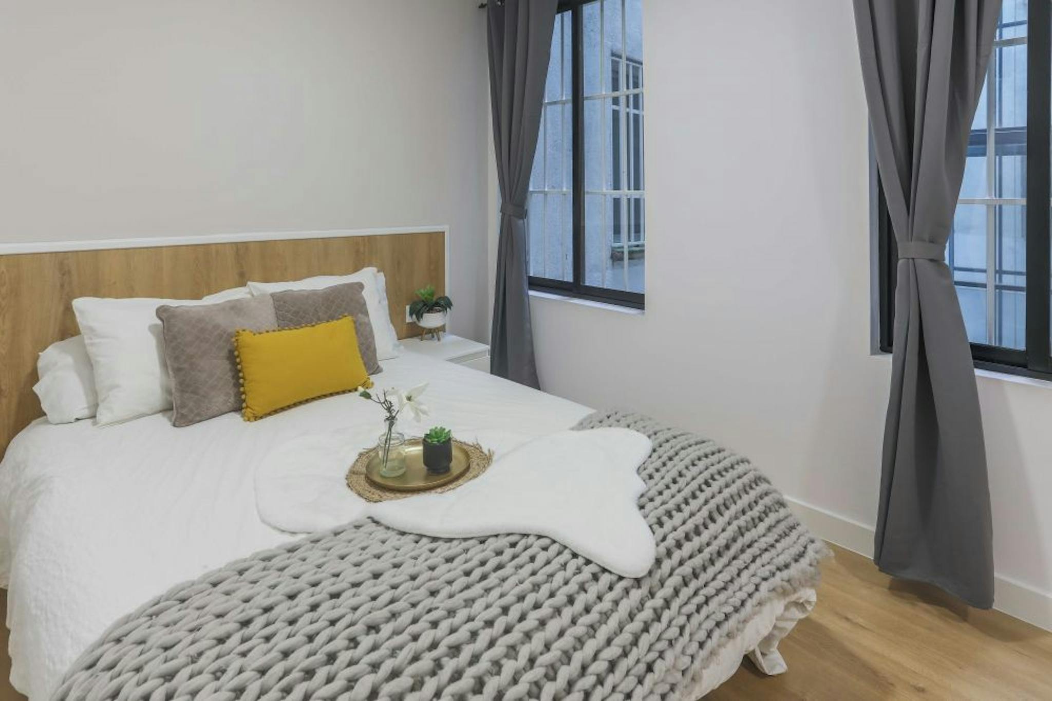 Calle de Ventura Rodríguez, Madrid preview