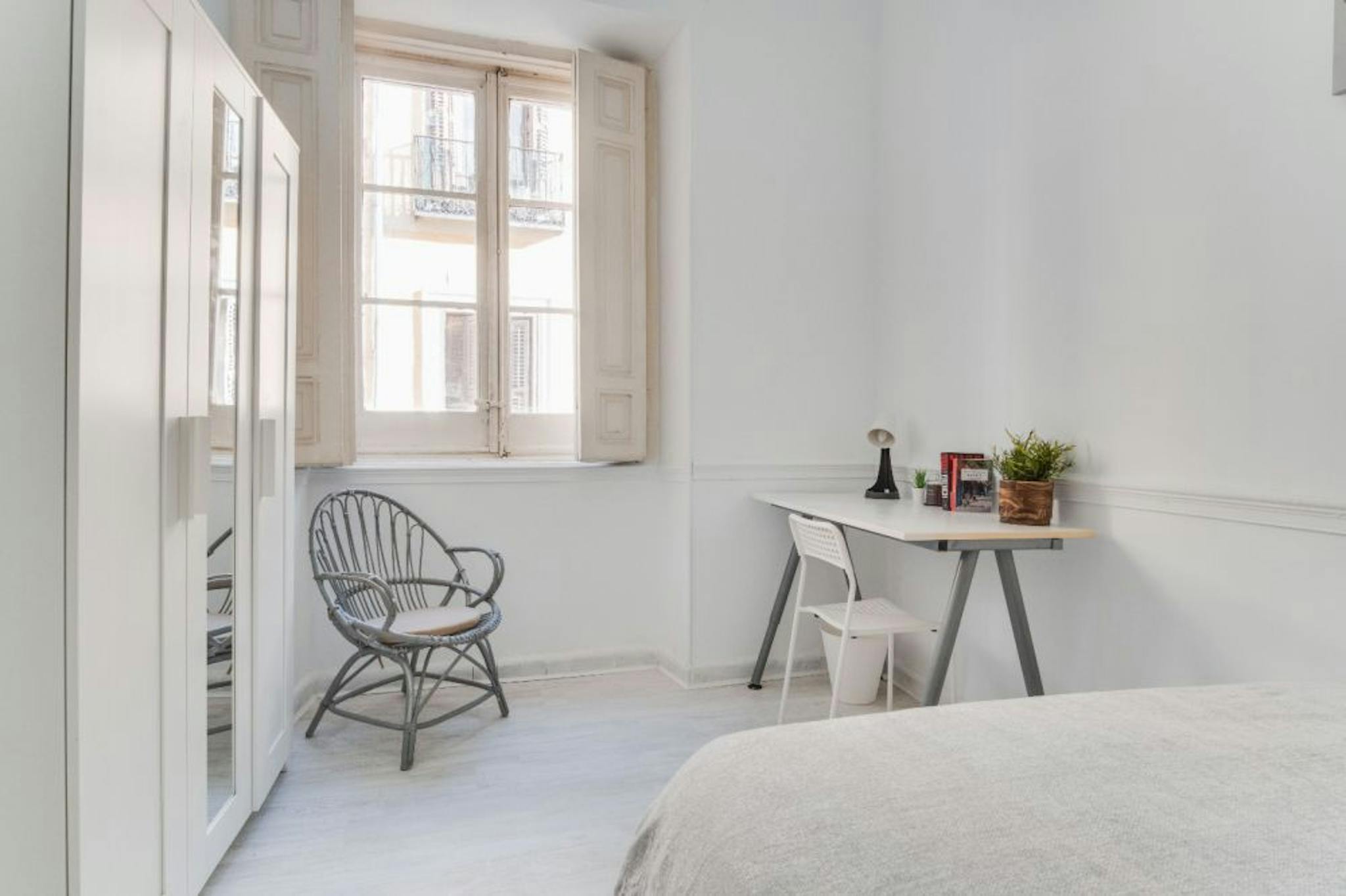 Calle de la Sal, Madrid preview