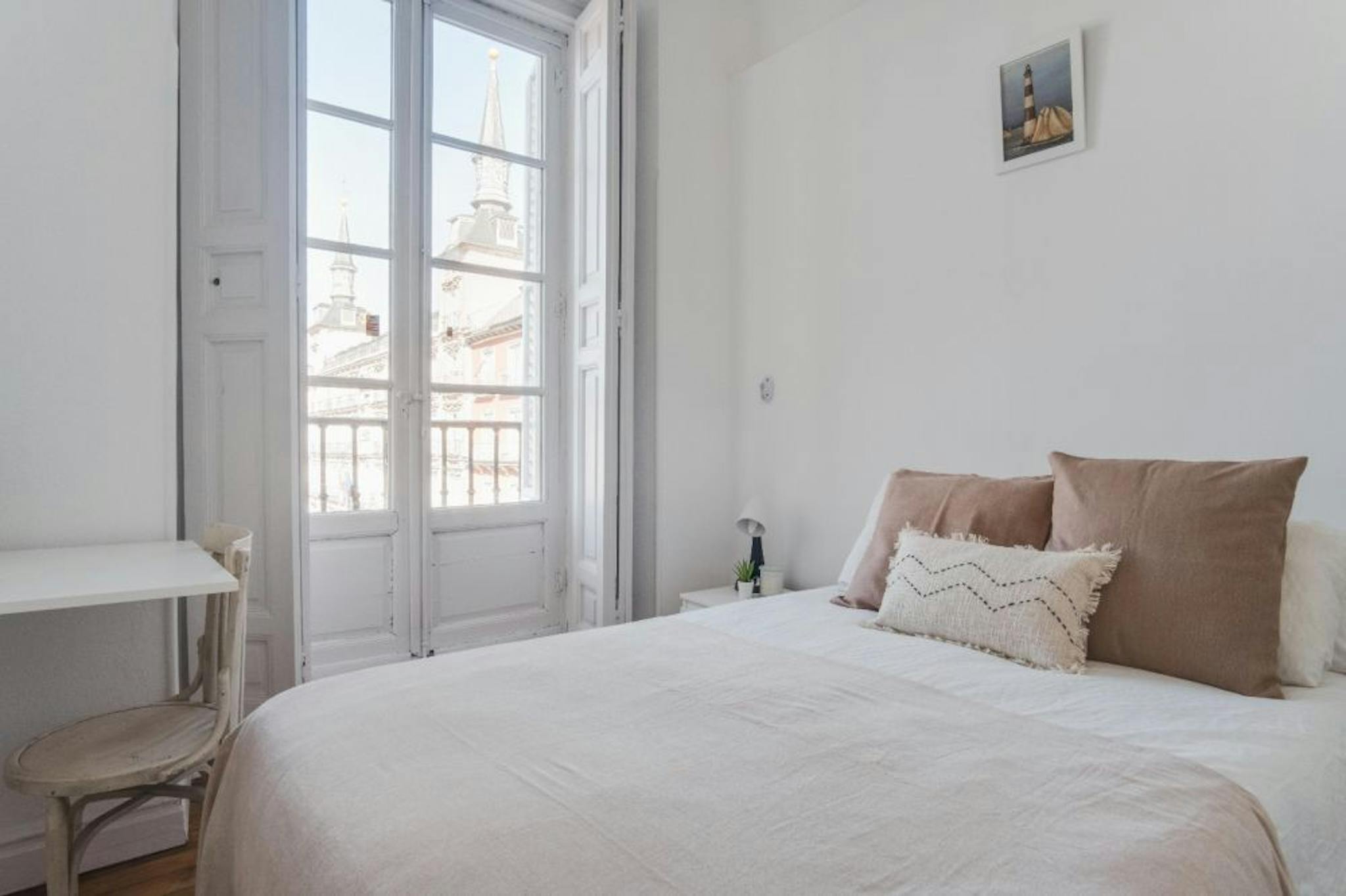 Calle de la Sal, Madrid preview