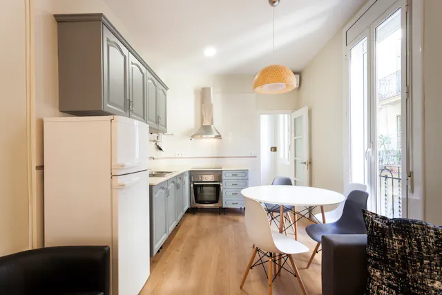 2-Bedroom Apartment in Travessia de Sant Antoni, Barcelona (1334596) room image 30