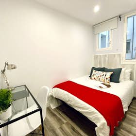 Privé kamer te huur voor € 530 per maand in Madrid, Avenida de la Ciudad de Barcelona