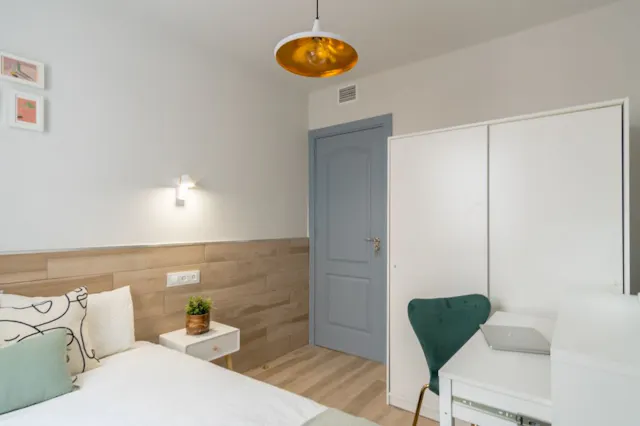 Private room in Calle de Eduardo Marquina, Madrid (1335092) room image 1