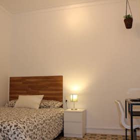 Private room for rent for €570 per month in Barcelona, Carrer de Sant Pere Més Alt