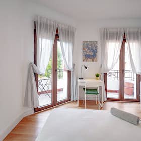 Private room for rent for €550 per month in Madrid, Avenida de la Albufera