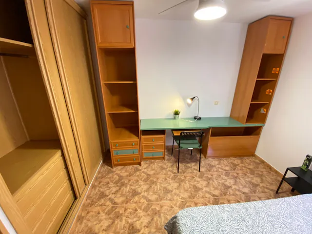 Private room in Calle de Graena, Madrid (1337521) room image 2