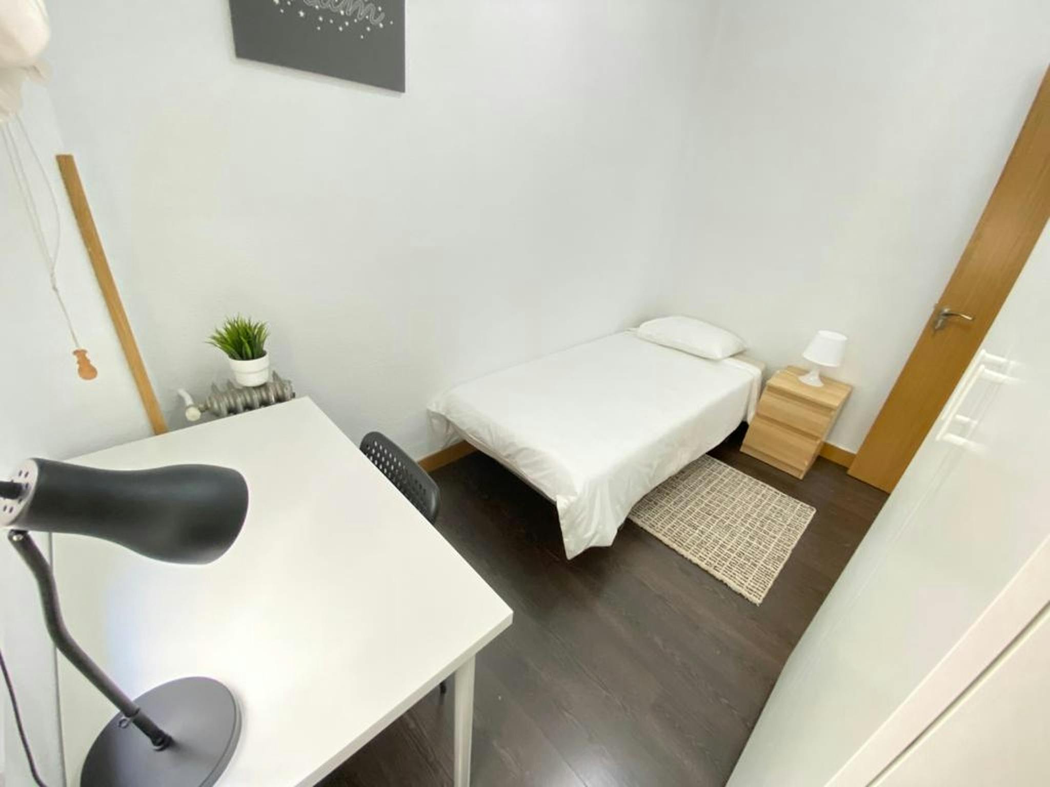 Calle de Martín de Vargas, Madrid preview