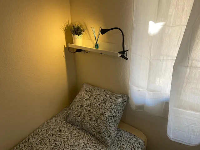 Private room in Calle de Valderrobres, Madrid (1337546) room image 1