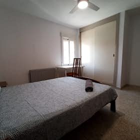 Private room for rent for €370 per month in Madrid, Avenida de Pablo Neruda