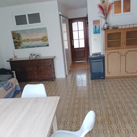 Wohnung for rent for 5.435 € per month in Salou, Carrer de Brussel.les