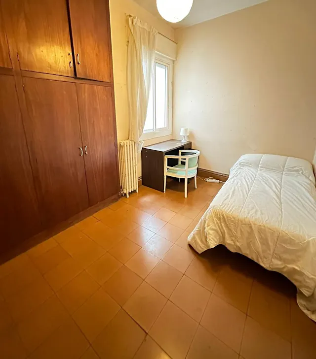 Private room in Paseo Fernando El Católico, Zaragoza (1339353) room image 1