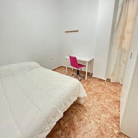 Private room for rent for €400 per month in Valencia, Carrer Mestre Alberto Luz