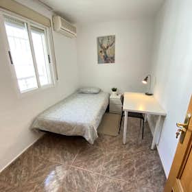WG-Zimmer for rent for 280 € per month in Getafe, Calle Extremadura
