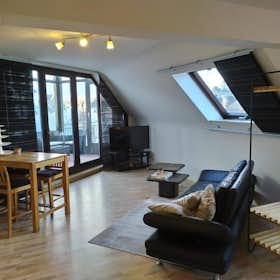 Appartement te huur voor € 2.120 per maand in Eschweiler, Brunnenhof