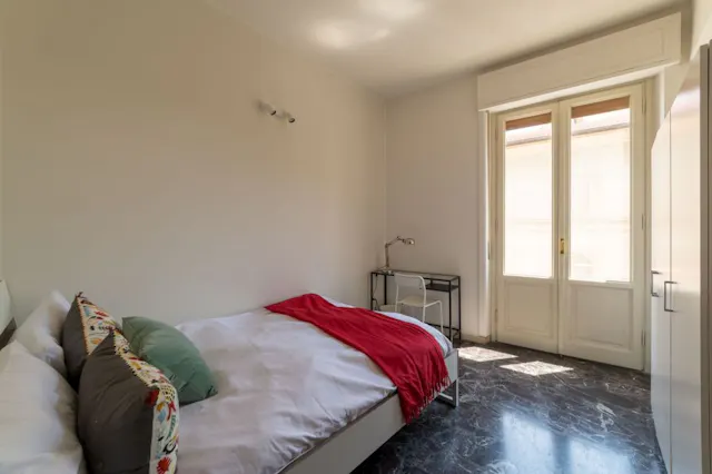 Private room in Viale dei Mille, Florence (1341349) room image 1