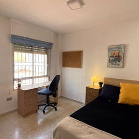 Chambre privée for rent for 350 € per month in Cartagena, Calle Carlos III
