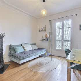 Apartment for rent for €1,470 per month in Paris, Quai de la Loire