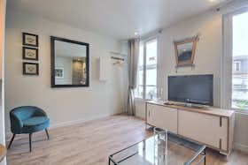 Studio for rent for €1,374 per month in Paris, Rue de l'Ouest