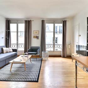 Apartment for rent for €2,533 per month in Paris, Rue Jean Beausire