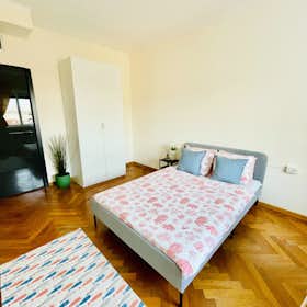 Private room for rent for €790 per month in Milan, Via Domenichino