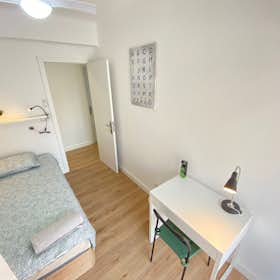 Stanza privata in affitto a 340 € al mese a Madrid, Calle Sierra de Monchique