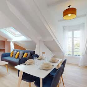 Отдельная комната сдается в аренду за 543 € в месяц в Saint-Denis, Boulevard Jules Guesde