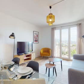 Cameră privată de închiriat pentru 300 EUR pe lună în Marseille, Boulevard de Roux Prolongé
