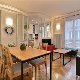 Apartment for rent for €3,381 per month in Paris, Rue Vital