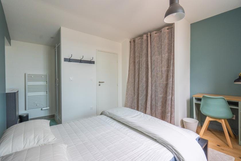 Private room for rent on Rue Latour, Bordeaux - Vue 3
