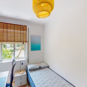 Private room for rent for €225 per month in Jerez de la Frontera, Plaza Los Pinos