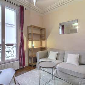 Apartment for rent for €1,526 per month in Paris, Rue Baron