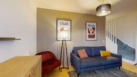 Отдельная комната сдается в аренду за 530 € в месяц в Choisy-le-Roi, Rue Auguste Blanqui