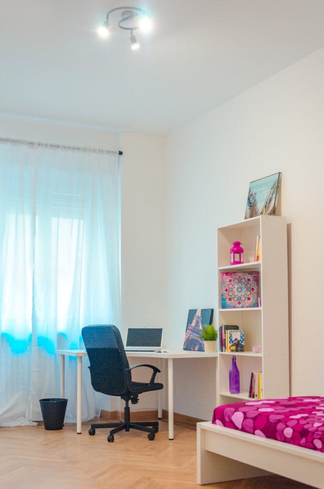 Single room Turin, 1 bed, 11m² — photo 1