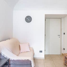 Apartment for rent for €1,963 per month in Turin, Via Corte d'Appello
