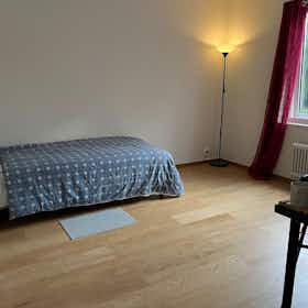 Private room for rent for SEK 6,250 per month in Göteborg, Höstvädersgatan