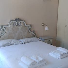 Квартира за оренду для 2 500 EUR на місяць у Venice, Calle Seconda de la Fava