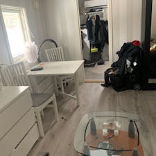 House for rent for SEK 9,478 per month in Saltsjö-Boo, Gustavsviksvägen