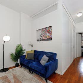 Mieszkanie do wynajęcia za $17,000 miesięcznie w mieście New York City, 9th Avenue