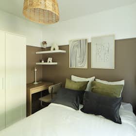 Private room for rent for €530 per month in Bègles, Rue de la Belle Rose