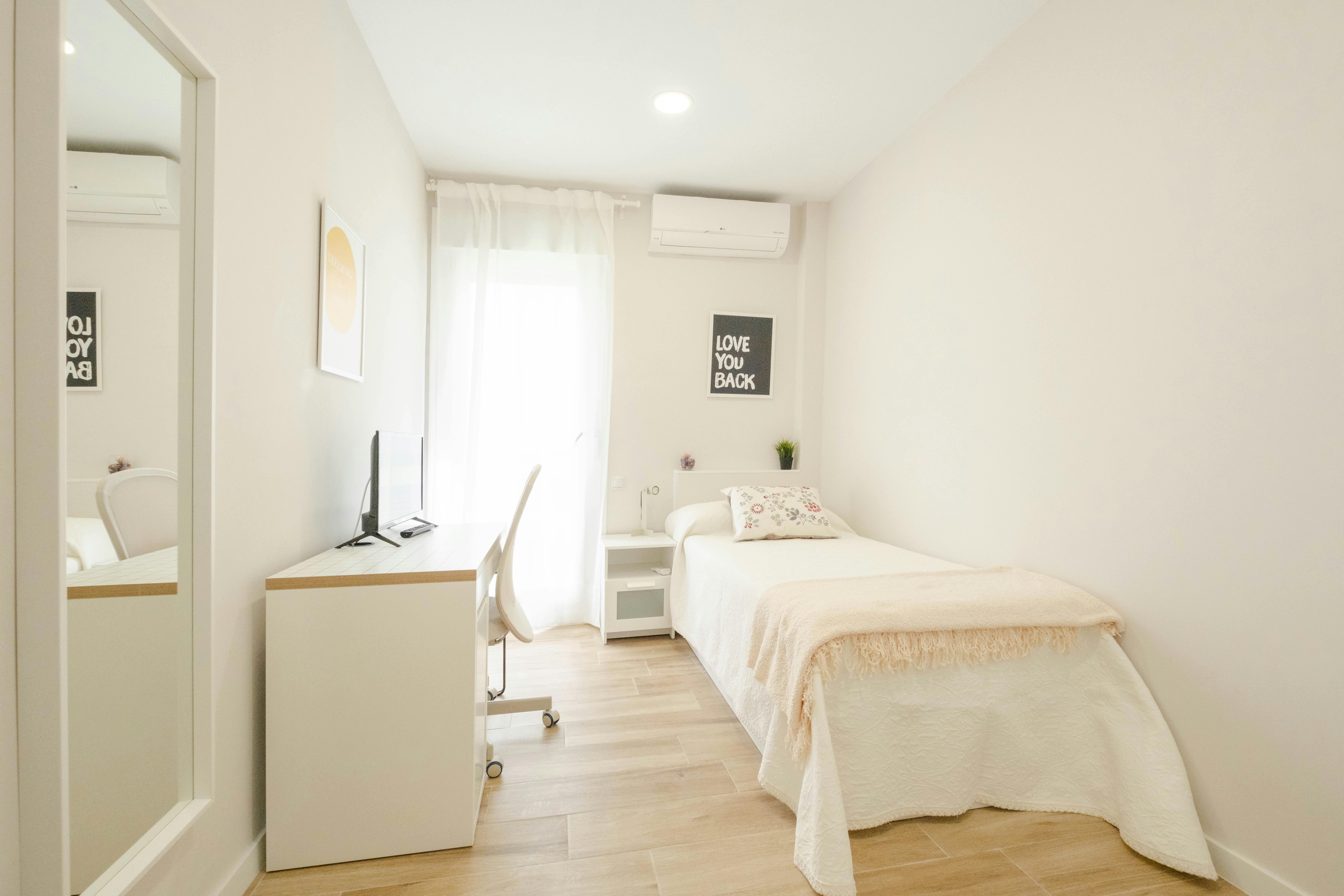 Calle de Antonio Prieto, Madrid preview