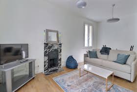 公寓 正在以 €2,109 的月租出租，其位于 Paris, Villa Flore
