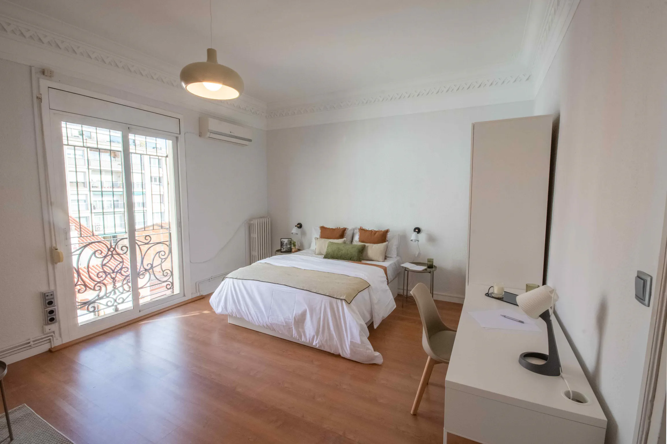 Private room in Carrer de Balmes, Barcelona (1359459) ROOM 1