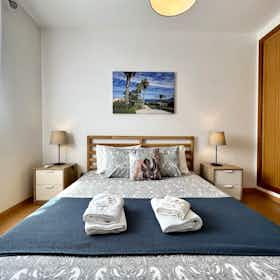 Apartamento para alugar por € 926 por mês em Silves, Rua das Marinhas