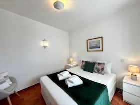 Appartement te huur voor € 1.112 per maand in Lagos, Rua da Praia